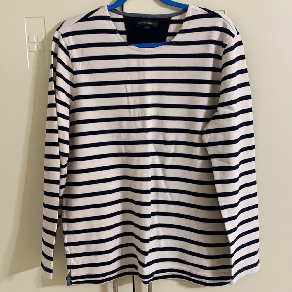 Banana Republic Crewneck T Shirt | Large